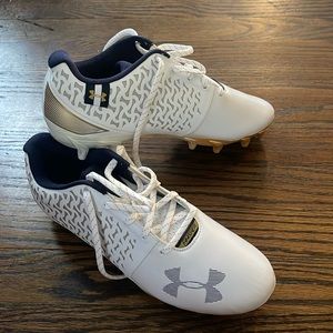 Women’s lacrosse cleats; Size W 10